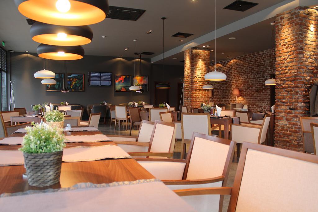 Rocca Resort กลาวาตาร์ตซิ ภายนอก รูปภาพ