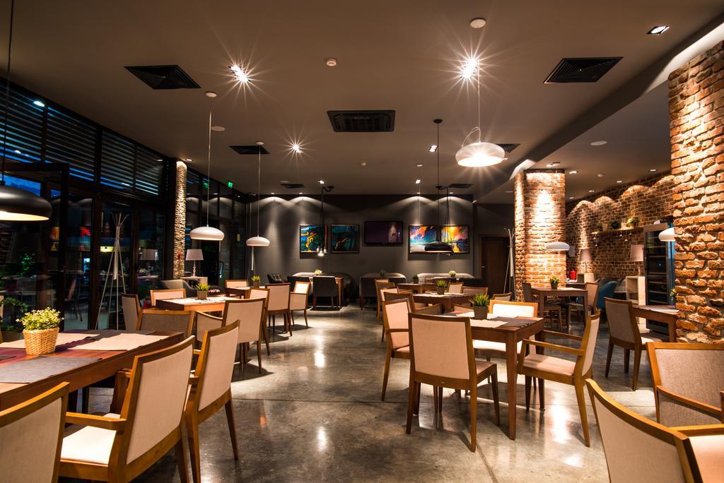 Rocca Resort กลาวาตาร์ตซิ ภายนอก รูปภาพ